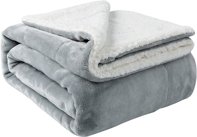 Thick blankets for winter